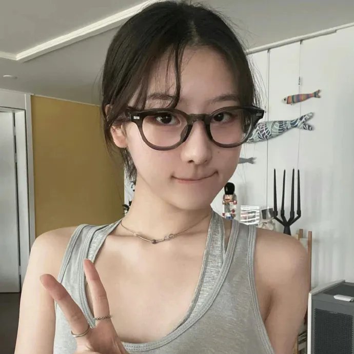 四月女友